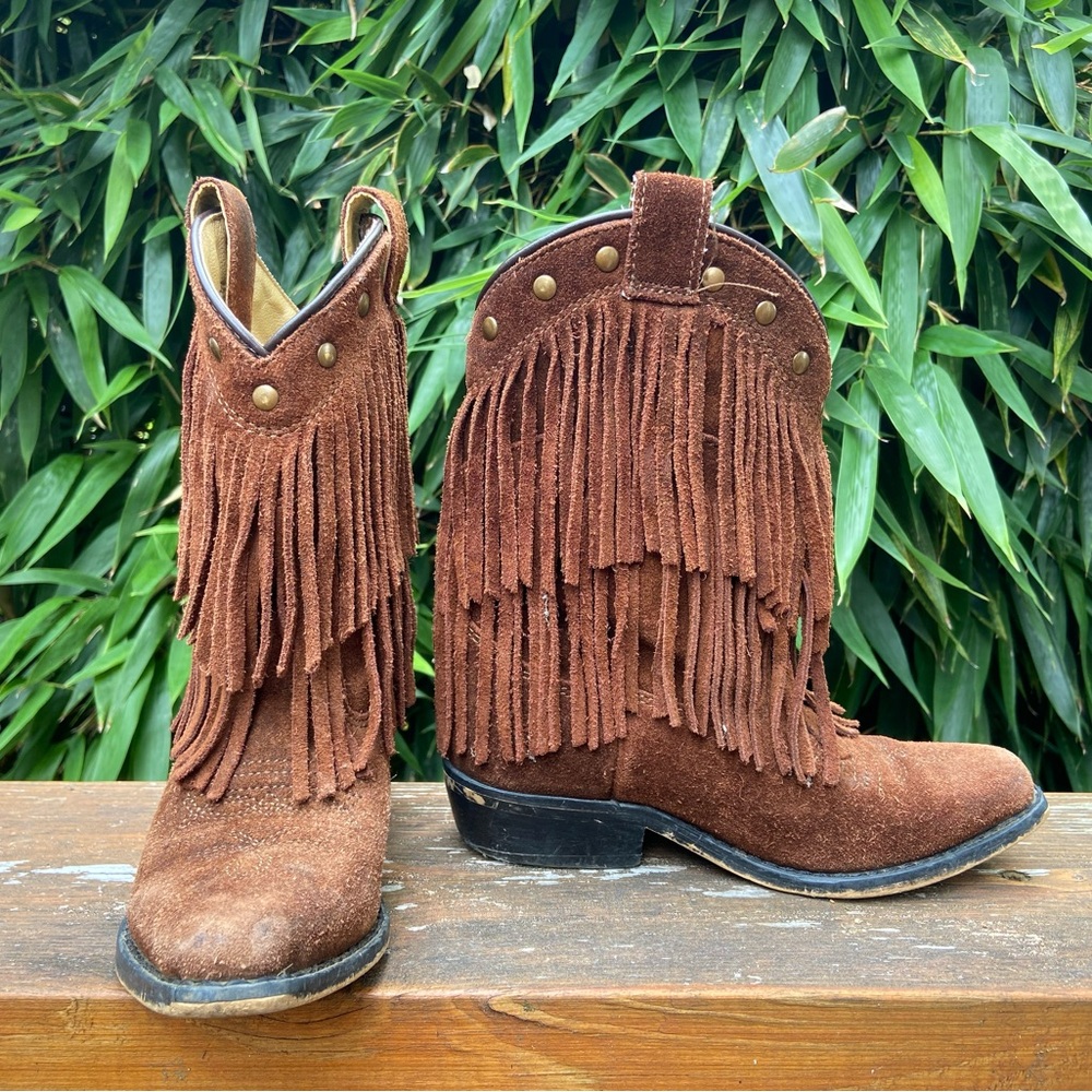 Size 10 Shyanne brand Toddler Brown Fringe Boots